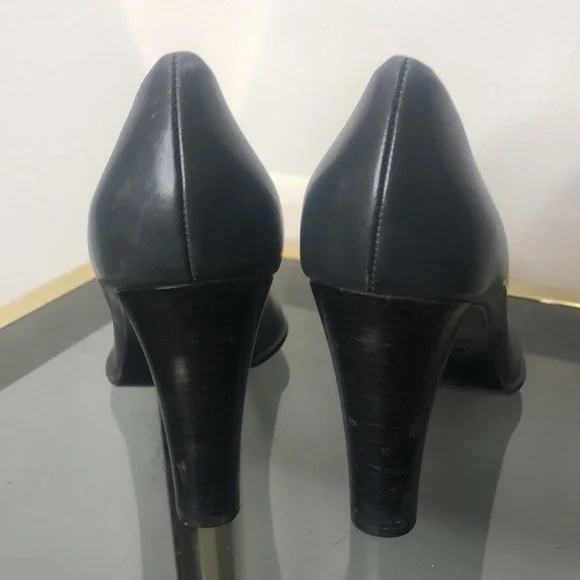 Prada grey pointed toe leather chunky heel pump size 7.5​ - Picture 4 of 9